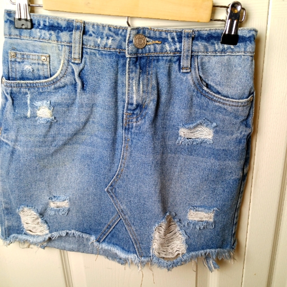 Refuge Denim Mini Skirt Highly Distressed size XS (w26") vintage pockets